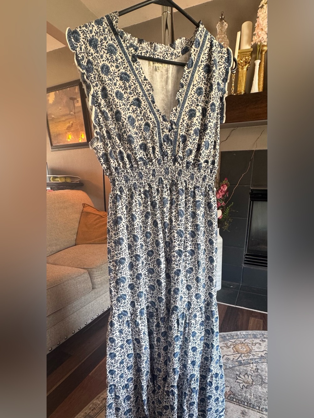 Max Studio Floral Print maxi dress cream/ blue